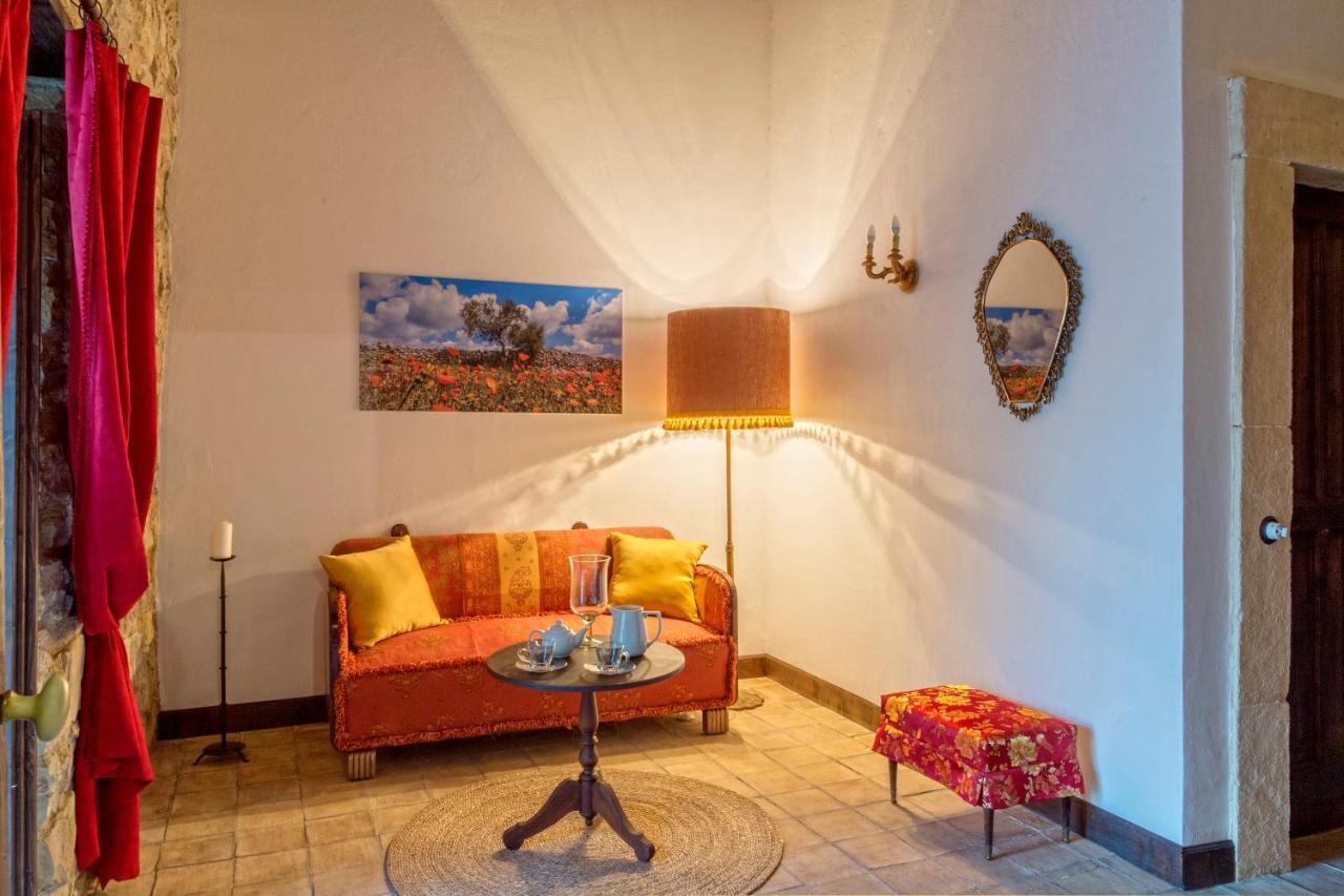 Masseria Fortificata Lo Zafferaneto Buccheri Bagian luar foto